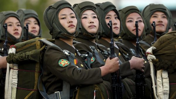 north korea female soldiers